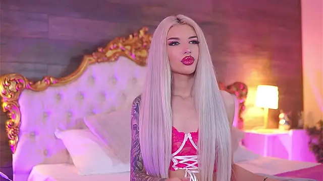 Juicy Jessye online show from 03-18-25, 08:26