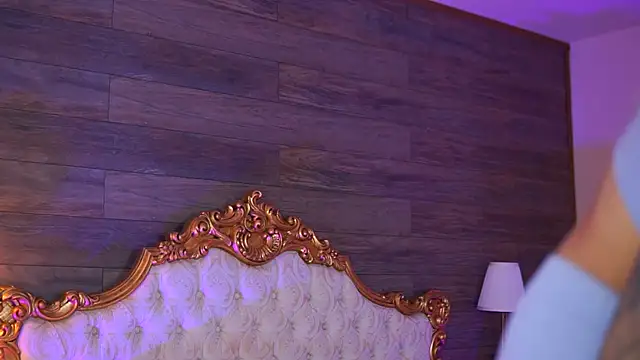 Juicy Jessye online show from 09-18-25, 07:49