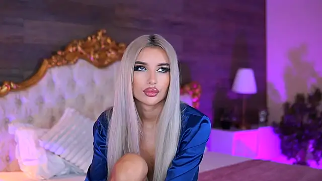 Juicy Jessye online show from 09-24-25, 07:50