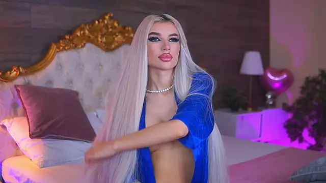 Juicy Jessye online show from 02-10-26, 09:41