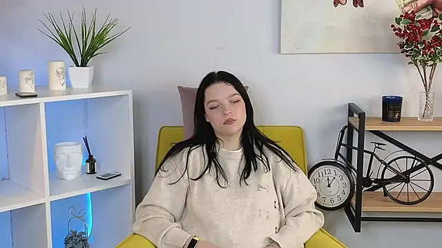 Snapshot of GladysHewell chatting on 01-21-25, 09:13 GladysHewell online show from 01-21-25, 09:13