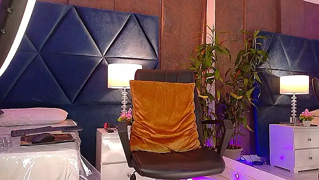 Snapshot of Simon_Basset chatting on 01-14-26, 11:49 Simon Basset online show from 01-14-26, 11:49