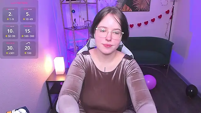 Manic pixie  online show from 02-25-26, 03:43