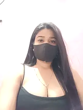 Snapshot of Simran-001 chatting on 04-21-26, 12:11 Simran-001 online show from 04-21-26, 12:11