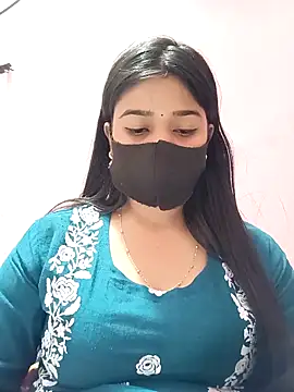 Snapshot of Simran-001 chatting on 04-23-26, 01:24 Simran-001 online show from 04-23-26, 01:24