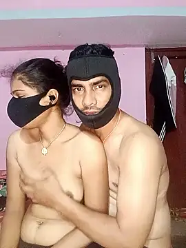 Snapshot of USHA_BHABHI chatting on 05-19-26, 11:00 USHA BHABHI online show from 05-19-26, 11:00