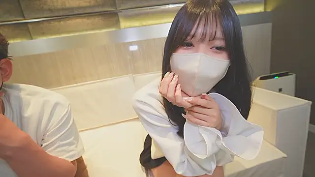 Snapshot of hansha_kun chatting on 04-21-26, 01:17 hansha kun online show from 04-21-26, 01:17