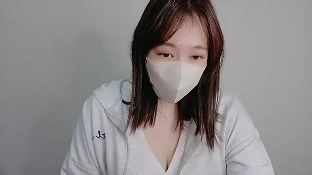mio7635 online show from 06-12-26, 02:16