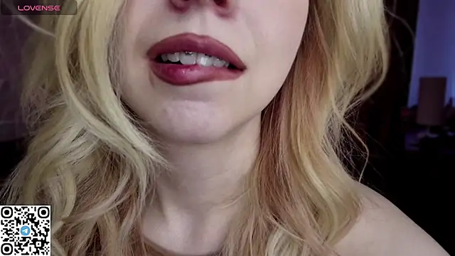 LynetHakes online show from 04-11-26, 07:45