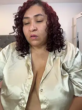 KarlaWild online show from 07-12-26, 01:40