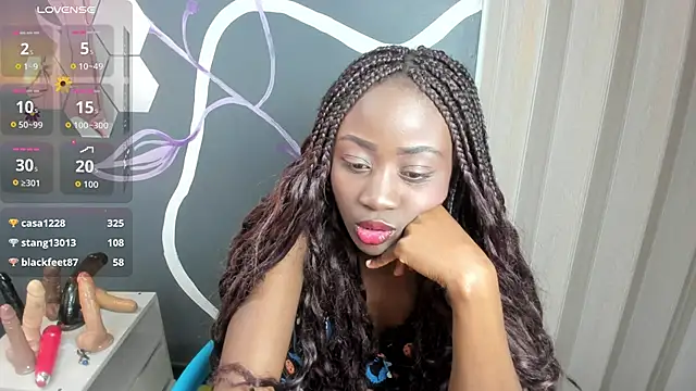 Snapshot of Sara_Naugty chatting on 11-30-25, 09:35 Sara Naugty online show from 11-30-25, 09:35