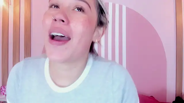 Lannajansen online show from 03-17-26, 01:14