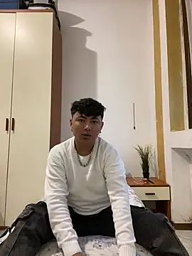 Snapshot of exotico2829 chatting on 01-22-25, 03:40 exotico2829 online show from 01-22-25, 03:40