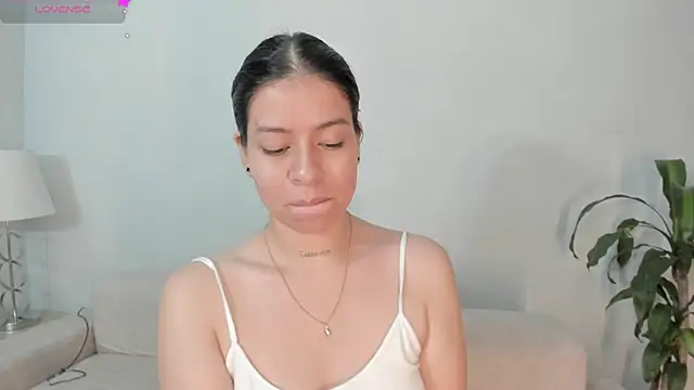 Hannah Jonhson online show from 06-03-26, 03:39