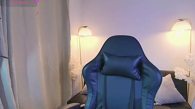 Victoria Collinns online show from 04-11-26, 09:19