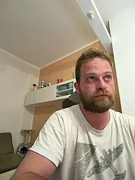 Sborratore1092 online show from 05-10-26, 03:50