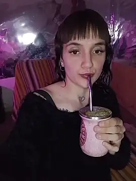 parejarica420 online show from 08-08-26, 03:36