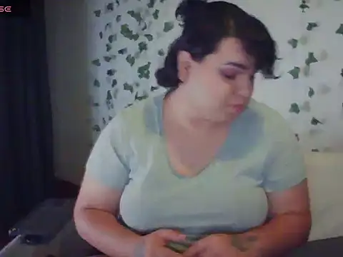 Snapshot of DarkhellMiss chatting on 04-15-26, 11:27 DarkhellMiss online show from 04-15-26, 11:27