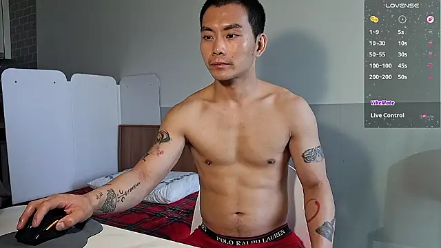 Snapshot of Doh728 chatting on 02-13-26, 01:56 Doh728 online show from 02-13-26, 01:56