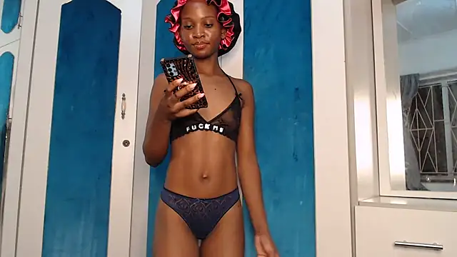 YoungDiva69 online show from 02-10-26, 10:03