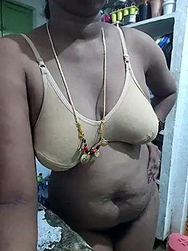 Snapshot of sweety006telugu chatting on 10-18-25, 04:48 sweety006telugu online show from 10-18-25, 04:48