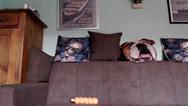 Astrid-Gilbert online show from 01-29-25, 03:15