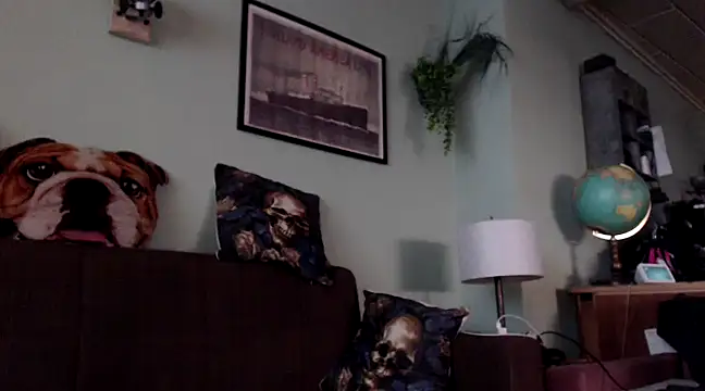 Astrid-Gilbert online show from 03-02-25, 09:42