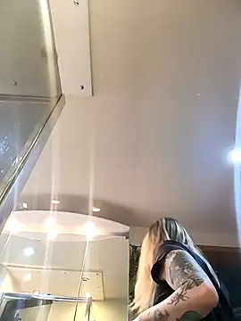 Astrid-Gilbert online show from 03-19-25, 08:12