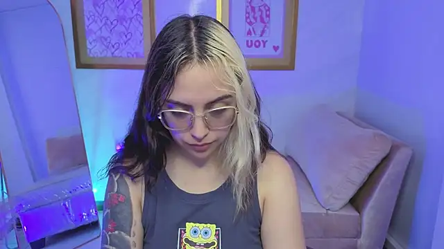 Hela v online show from 11-25-25, 07:58