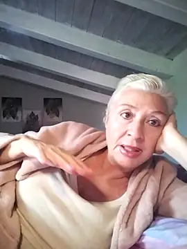 divinaerotica online show from 04-11-26, 04:44