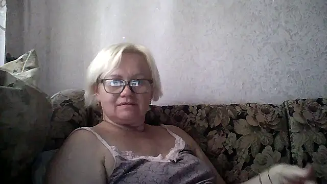 Snapshot of Mayya4321 chatting on 06-11-26, 09:29 Mayya4321 online show from 06-11-26, 09:29