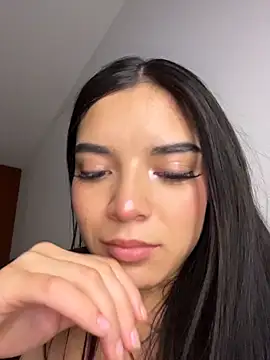 eileensophi online show from 04-09-26, 06:19