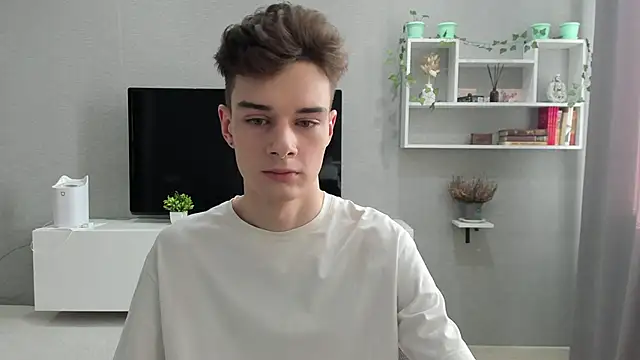 avegothy- online show from 02-04-25, 10:21