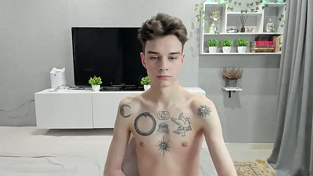 avegothy- online show from 02-11-25, 08:05