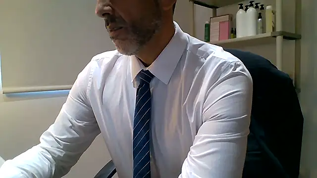 66MA69 online show from 07-10-26, 08:18