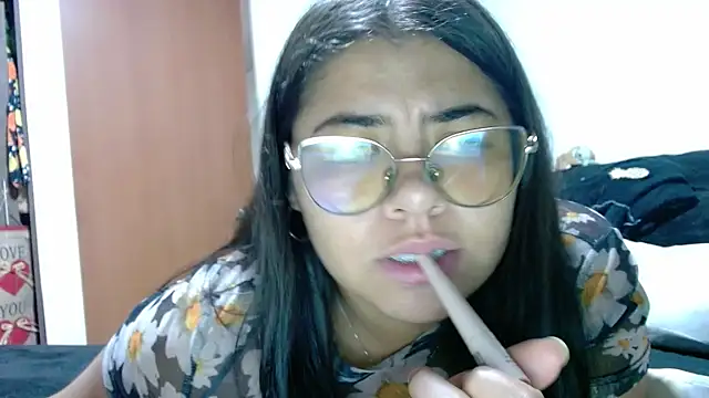 viccky vick online show from 01-08-26, 01:19