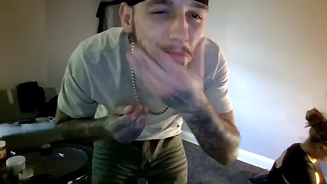 cruz815 online show from 10-15-25, 07:25