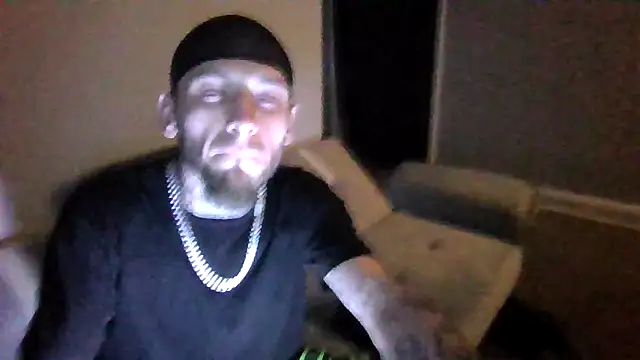 cruz815 online show from 11-12-25, 10:26