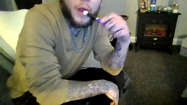 cruz815 online show from 02-02-26, 03:05