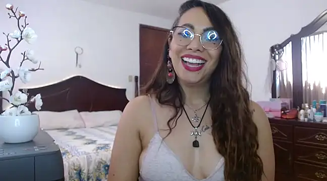 AloLovely  online show from 03-18-25, 07:31