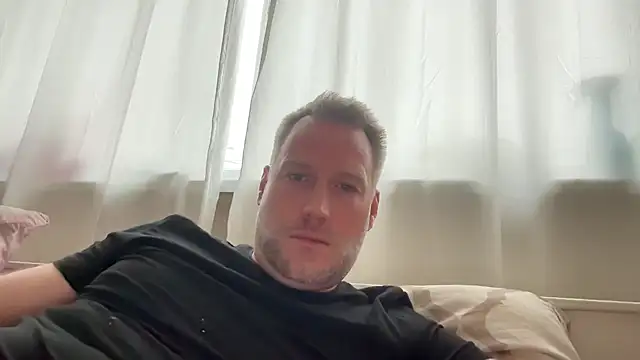 Christian87xxx online show from 02-06-26, 11:02