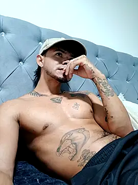 Snapshot of Niick01_ chatting on 01-18-26, 11:41 Niick01 online show from 01-18-26, 11:41