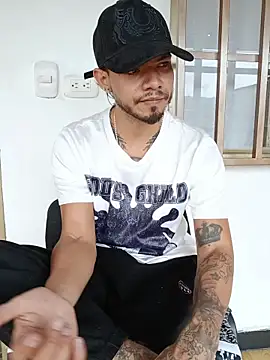 Snapshot of Niick01_ chatting on 02-24-26, 09:13 Niick01 online show from 02-24-26, 09:13