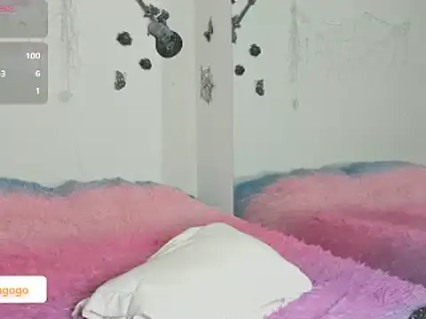 Snapshot of Sofiadelacruz chatting on 03-14-25, 02:31 Sofiadelacruz online show from 03-14-25, 02:31