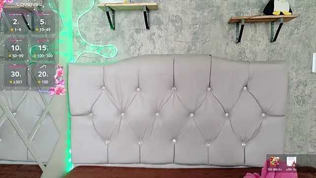 Rachel new20 online show from 04-13-26, 08:47