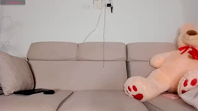 Snapshot of curly_sweett1 chatting on 02-09-26, 01:53 curly sweett1 online show from 02-09-26, 01:53