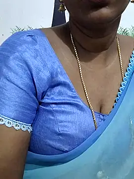 Snapshot of Tamil_Meera12 chatting on 06-12-26, 12:53 Tamil Meera12 online show from 06-12-26, 12:53