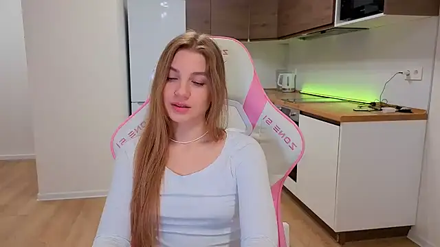 Enjoy everymoment  online show from 03-17-26, 08:34