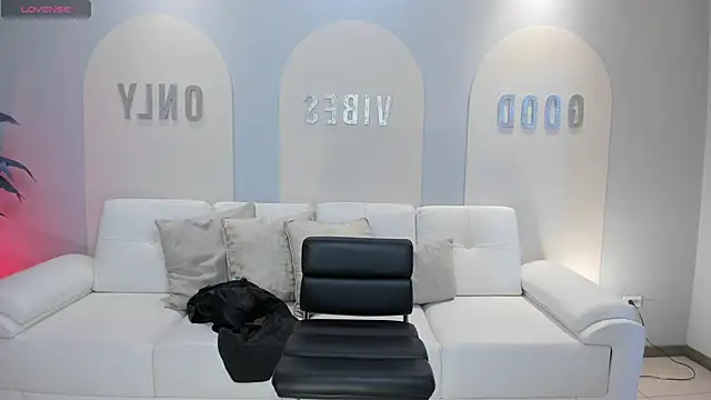 Snapshot of BeccaBaxter chatting on 03-03-26, 12:22 BeccaBaxter online show from 03-03-26, 12:22