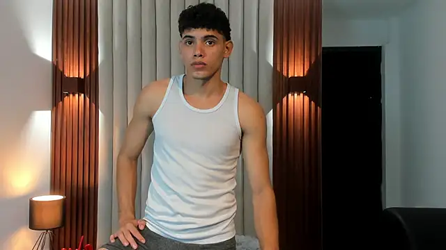 Snapshot of Justin_mack chatting on 03-08-25, 11:58 Justin mack online show from 03-08-25, 11:58